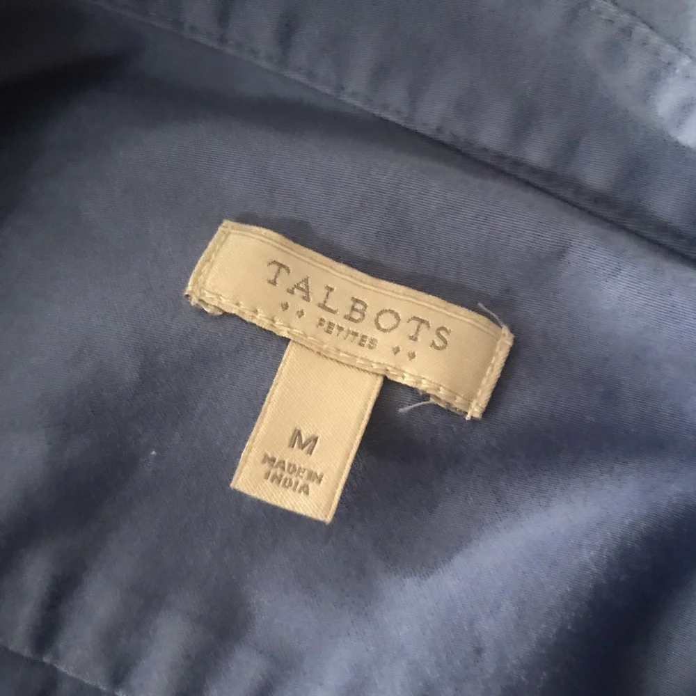 Talbots Blue Button Down - Picture 4 of 4